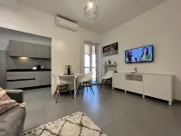 Dalia Apartment - Free Parking in the Historic Center of Alba - Langhe