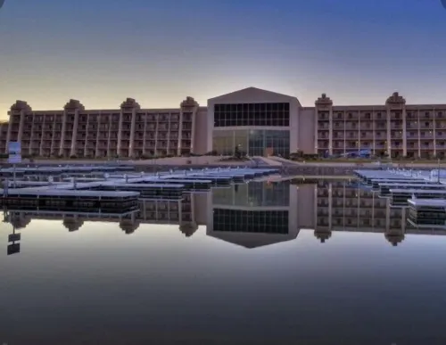 Colorado River Retreat w/ RV spot Hotels in Big River