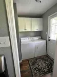 The Houston House: Convenient, Clean, and Newly Remodeled Home