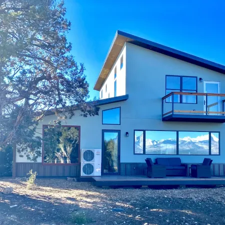 Brand New Magical Modern Home by Mesa Verde Park with Scenic Mountain Views