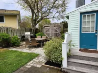The Heart of Cape May on Historic Windsor Ave, 2 Blocks to Beach & Shopping!