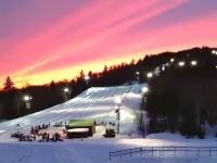SilverCreek-2 Bedroom, 2 Bath Condo on the slopes w/ night skiing! Ξενοδοχεία στην πόλη Edray