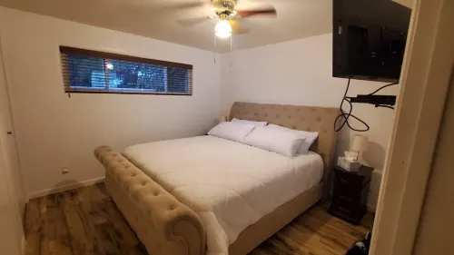 Affordable Apartment & Indoor Private Hot Tub