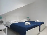 AFE HOLIDAY HOUSE A FEW METERS FROM THE BEACH