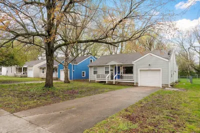 Hidden Gem less than 5 minutes from Bass Pro/Wonders of Wildlife, MSU and Mercy Hotels near NRA National Sporting Arms Museum