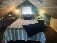 🍷CLOUD WINE COTTAGE FLX🍷secluded w/ HOT TUB in the heart of wine country! Hotels in Ovid