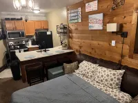 Cozy Ski Condo with Pond View Hotels in 