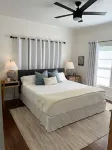 Modern Cottage in Downtown Benton