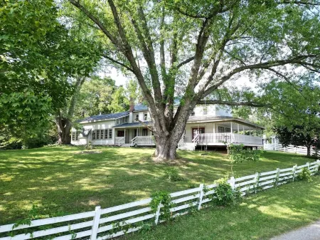 Historical, Updated Farm House, 15 Acres, 2 Creeks & Close to IT All!!!