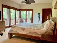 Elegant Giant Oceanfront Estate - steps to Magic Beach with pool, sub zero