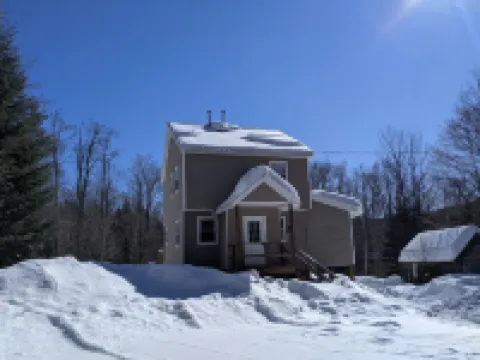 Starry Skies: 7min to SkiStratton+PikesFalls+DogOK