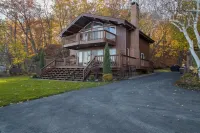 Just Us - Private Waterfront Home on Seneca Lake. Dog Friendly!
