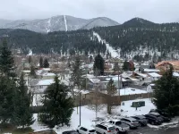 Double Suite, Hillside View