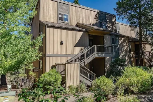 Updated Mount Bachelor Village 2-bedroom Condo,  Enjoy Resort Amenities! with AC