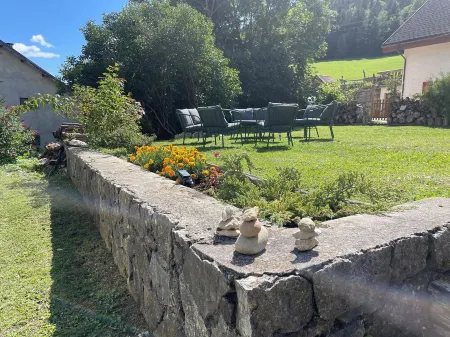 5 Minutes from the Village, Spacious Accommodation in a Typical Vercors Farmhouse