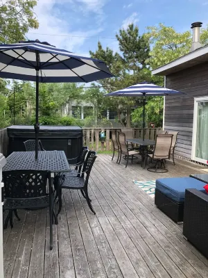 Bungalow in Ocean Bay Park Fire Island- short walk to beach and restaurants!