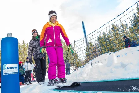 Luxury Romantic Couples Retreat w/ Hot Tub, Cabin in Woods, Fall Oasis w/Firepit