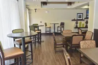 拉斯頓歡朋酒店