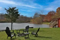 Serene cabin on 6 acre pond in rural Upper Bucks