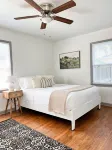 The Yellow Door- Close to I-40, Garage, B-ball Court, Fire-pit and Grill Hotels near Walgreens