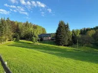 Gemütliche Fewo für 2 Familien mit Schwimmbad - im Wald!