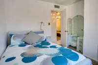 ☀️Casa Del Centro☀️-Full Arcade! 🎯- Sleeps 10! Hotels near ABQ BioPark - Botanic Garden