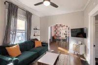 *NEW* Mid-Century Modern Bungalow! Ideal Location -3Bed/2BR