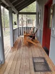 2 Bedroom Dog Friendly Cabin in Sunriver. 6 Sharc Passes Included. Hotels in Deschutes County