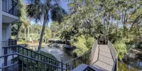 2Br 2BA New King Mattress, Walk-in Shower, Pool, Balcony, Tennis, Pickleball