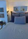 The Yoder’s on Somerset: Sleeps 1-6.
