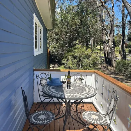 Nellie’s Cottage - delightful boutique mountains cottage