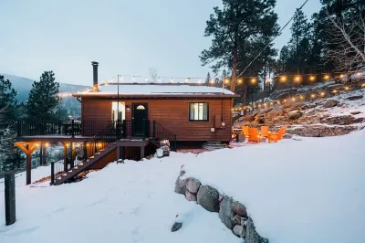 NEW Hot Tub + Arcade + Fire Pit + Mtn Views Отели рядом с достопримечательностью «Слотерхаус Трейл Хед»