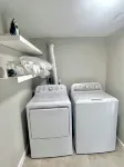 Bright Airy Upper Level Unit