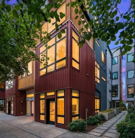 West Seattle's Modern Townhome Отели рядом с достопримечательностью «Алки Пойнт Лайтхаус»