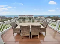 Bay Harbor Condo in Gated Community. Lake Michigan Views, Golfing & Shopping!