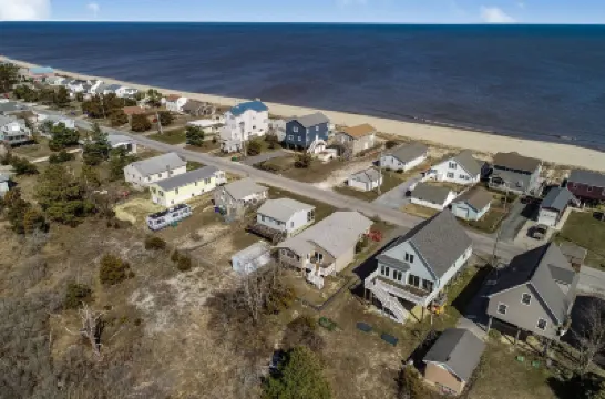 Escape to Our Spacious & Serene 3-Bedroom Home with Stunning Bay Views. Hotel a 