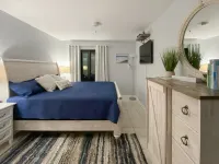 Penthouse at the Beach, Beach, Beach! Stunning ocean views & king sized bed!