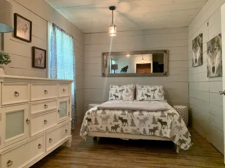 Lake Tahoe UP - Grey Wolf