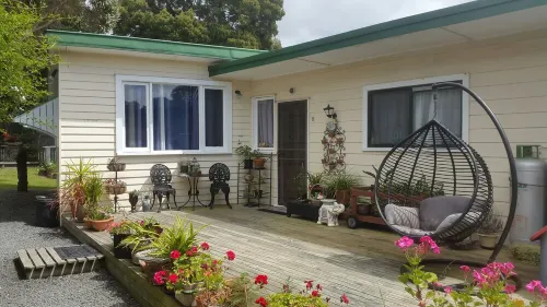 Independent holiday unit