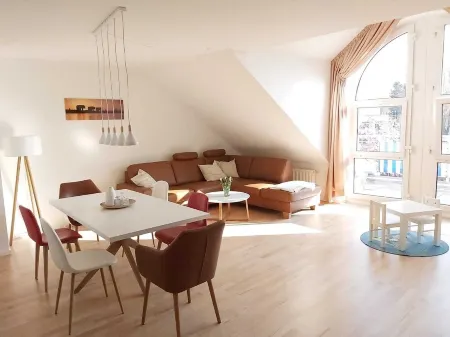 Tova Cologne - Spacious apartment with lots of comfort in the west of Cologne