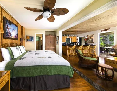 Oceanfront #1 at Hana Kai Maui - 1 Bedroom, Corner Unit 100ʻ from Water! Hotels near Hāna Bay Beach Park