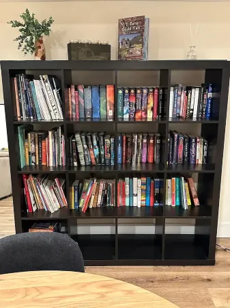 Cozy & Bright Private Basement