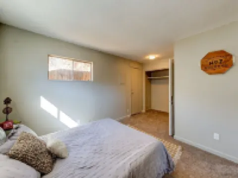 Welcome to Everett Darling Couples Getaway