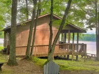 Black Bear Lodge with Lake View Hotels in Ogemaw County
