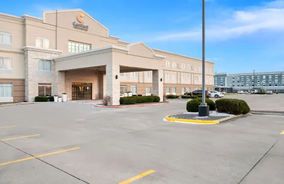 迪凱特-福賽斯舒適套房酒店