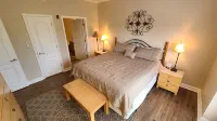Marvelous Mountain Meadows Condo w/ Hot tub, Pools, Mountain Views, and Balcony