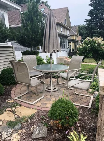 Sleeping on Selby- Duplex near Cathedral Hill Отели рядом с достопримечательностью «Эксель-Энерджи-центр»