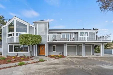 Renovated home w/ breathtaking views of the bay and new hot tub
