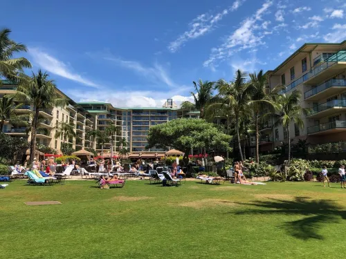 Wow!-Best of HK-Inner Courtyard-Ocean Views-Steps to Beach & Pool-100+ Reviews - جاكوزي