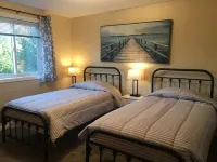 Golfers, Boaters, Hunters, This Spot is for You! Quiet, Cozy, and Clean!!